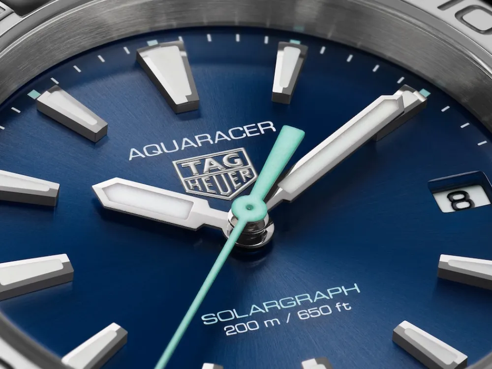 Aquaracer PROFESSIONAL 200 SOLARGRAPH^TAG Heuer Shop