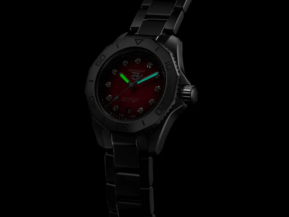 Aquaracer Professional 200 Date^TAG Heuer Store