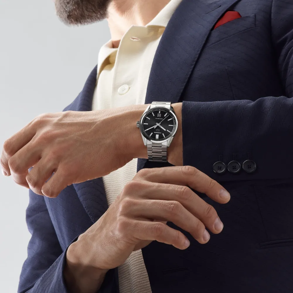 Carrera Date^TAG Heuer Fashion