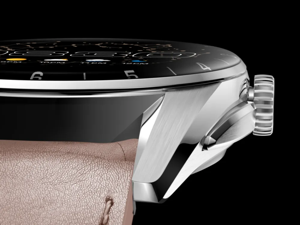 Connected Calibre E4 Metallic Pink Leather Edition^TAG Heuer Outlet